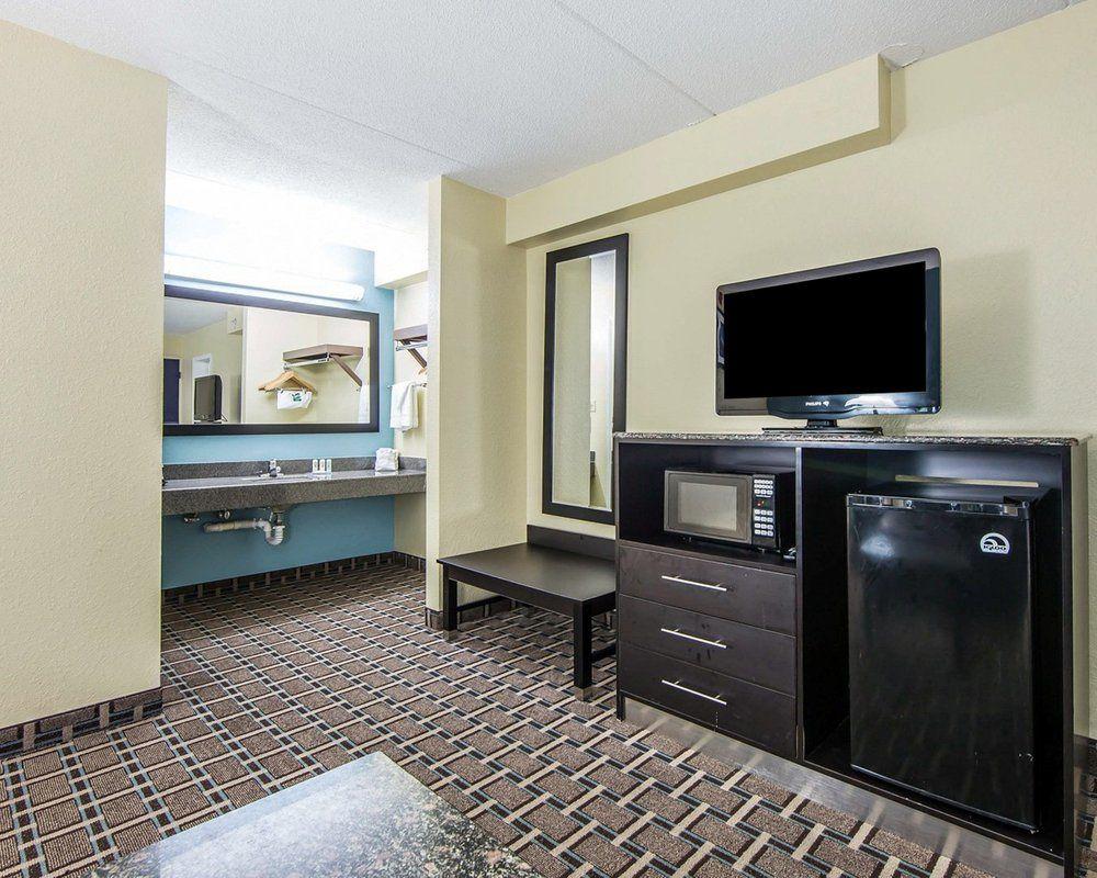 Oyo Hotel Knoxville Tn Cedar Bluff I-40 المظهر الخارجي الصورة