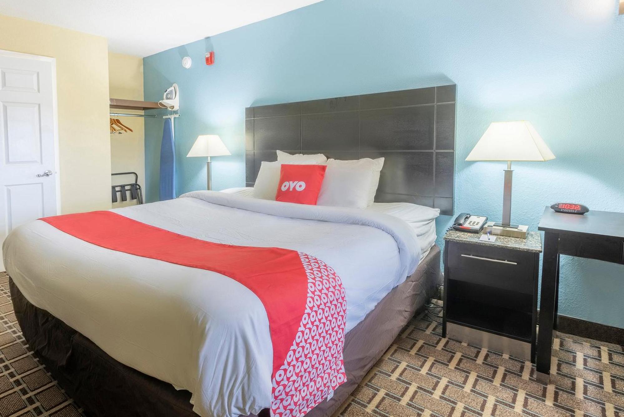 Oyo Hotel Knoxville Tn Cedar Bluff I-40 المظهر الخارجي الصورة