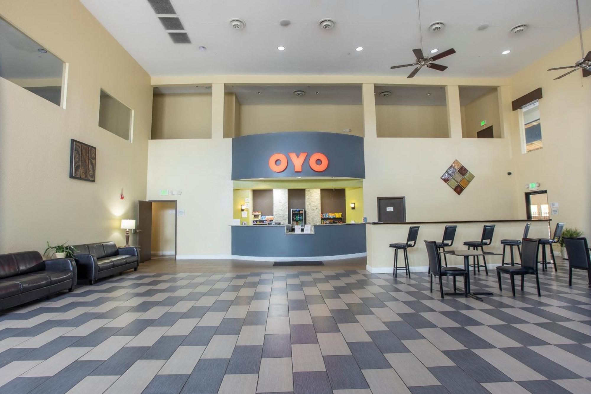 Oyo Hotel Knoxville Tn Cedar Bluff I-40 المظهر الخارجي الصورة